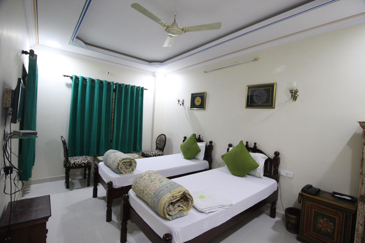 Little Ganesha Inn Jaipur Exteriör bild